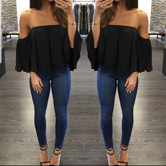 loose fit crop top blouse Strapless sho Tops - Off Shoulder Loose Fit Blouse Crop Top Strapless